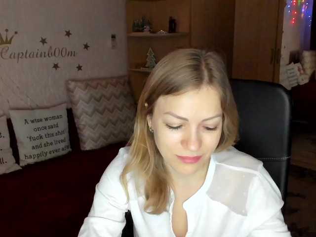 Live sex webcam photo for CherishSia #276959674