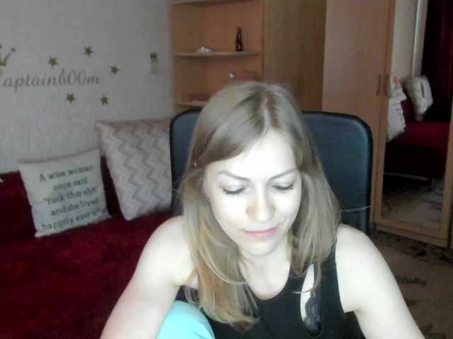 Live sex webcam photo for CherishSia #277997315