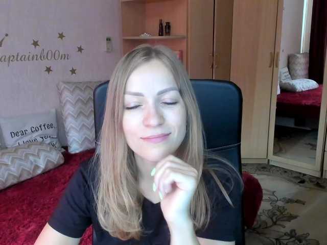 Live sex webcam photo for CherishSia #278184030