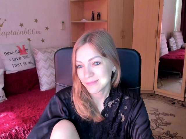 Live sex webcam photo for CherishSia #288187018