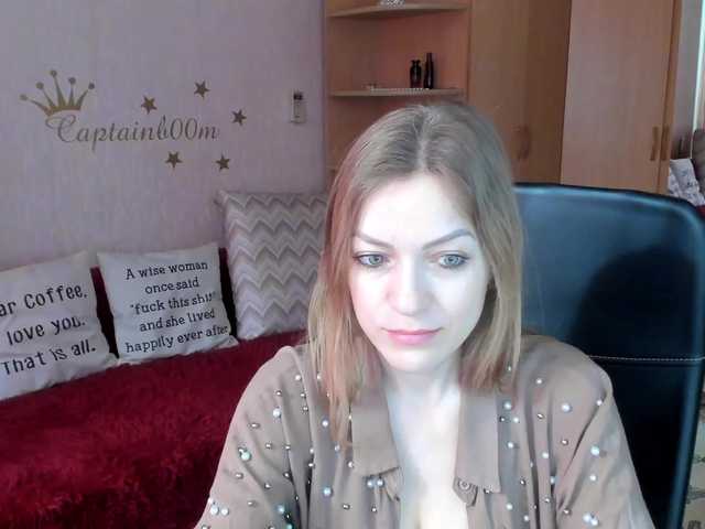 Live sex webcam photo for CherishSia #290737512