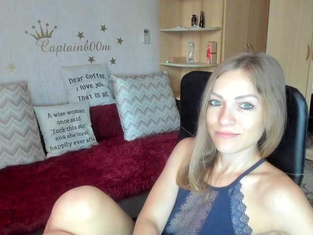 Live sex webcam photo for CherishSia #291272212