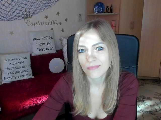 Live sex webcam photo for CherishSia #291843881