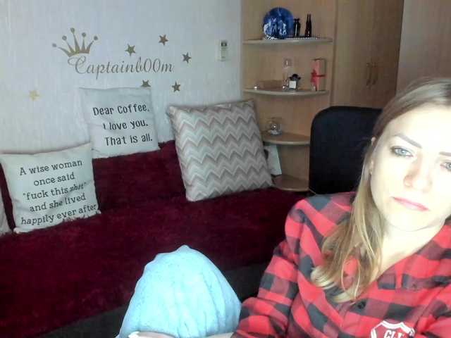 Live sex webcam photo for CherishSia #291860136