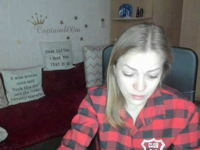 Live sex webcam photo for CherishSia #292387445