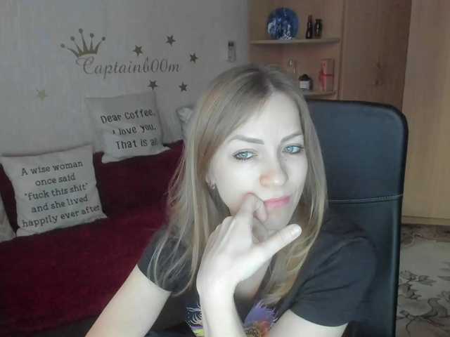 Live sex webcam photo for CherishSia #292406927