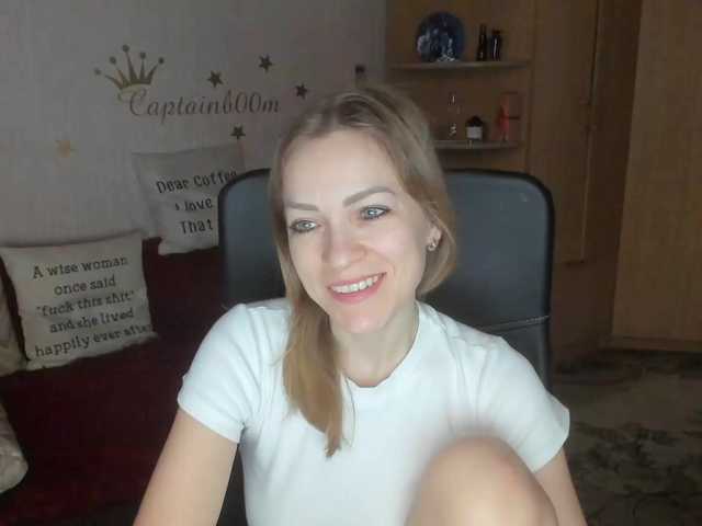 Live sex webcam photo for CherishSia #292414762