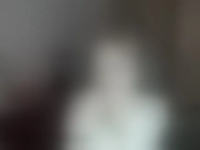 Live sex webcam photo for CherishSia #292598672