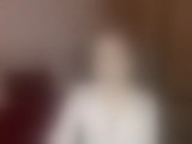 Live sex webcam photo for CherishSia #293252186