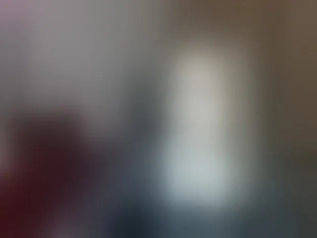 Live sex webcam photo for CherishSia #293386113