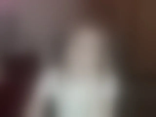 Live sex webcam photo for CherishSia #293420811