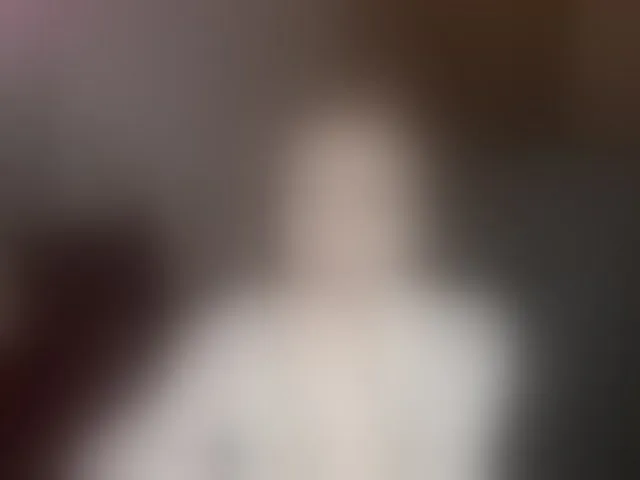Live sex webcam photo for CherishSia #293463408