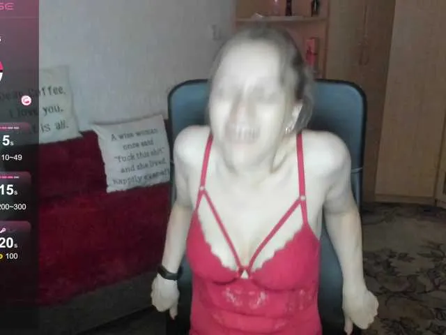 Live sex webcam photo for CherishSia #293770988