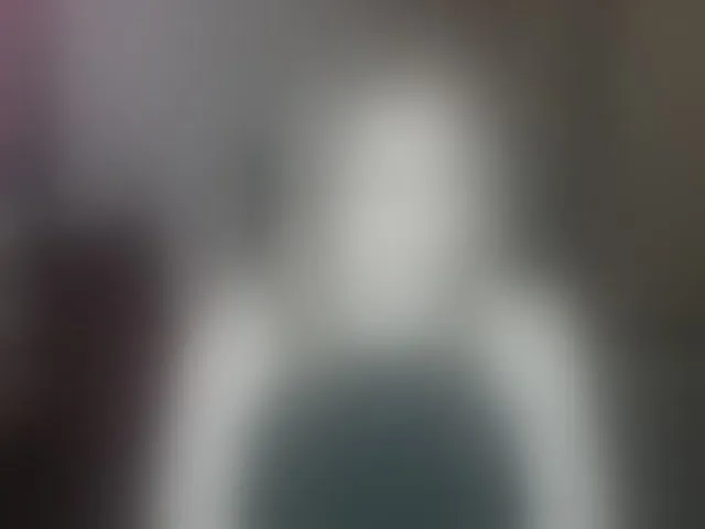 Live sex webcam photo for CherishSia #293800949