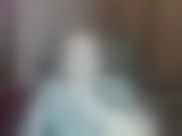 Live sex webcam photo for CherishSia #293997228