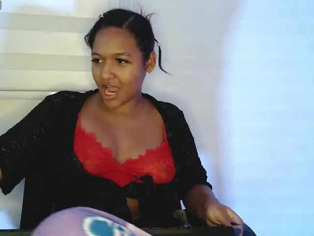 Live sex webcam photo for Cherllyn #290564244