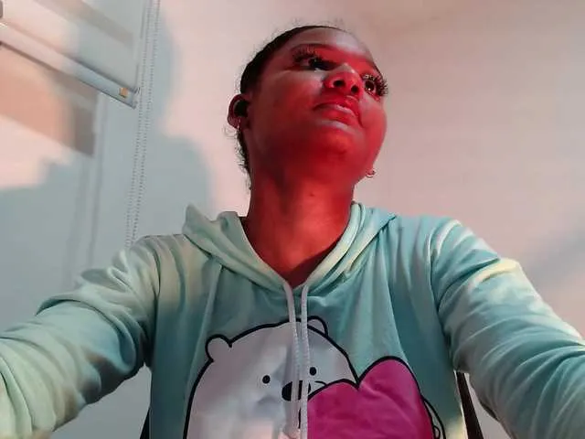 Live sex webcam photo for Cherllyn #290610733