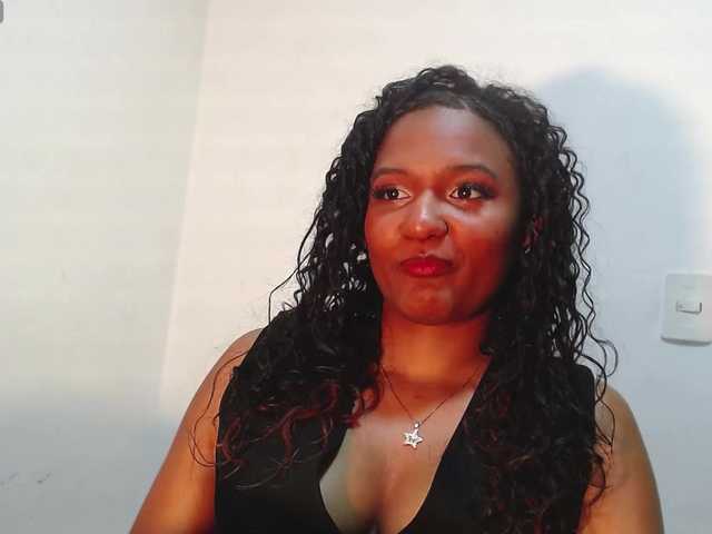 Live sex webcam photo for Cherllyn #290859266