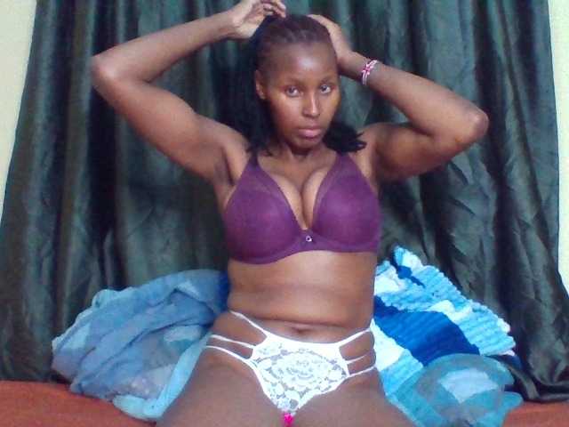 Live sex webcam photo for CherrieMay
