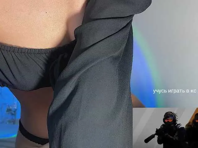 Live sex webcam photo for Cherry-Bomb1 #291130792