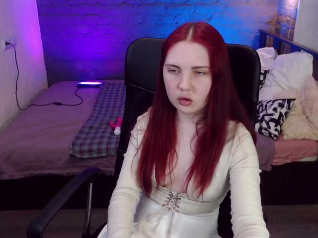 Live sex webcam photo for Cherry-Stoun #272318786