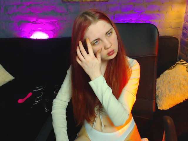 Live sex webcam photo for Cherry-Stoun #272766471