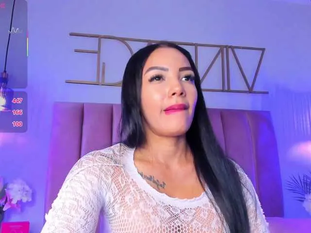 Live sex webcam photo for CherryBlake #292296885