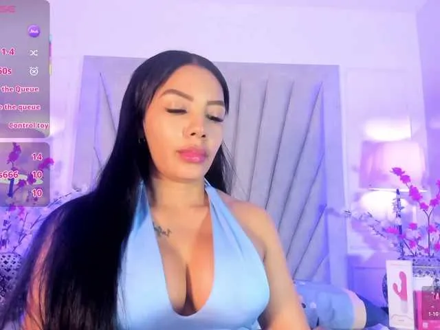 Live sex webcam photo for CherryBlake #292572978