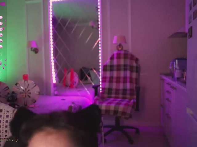 Live sex webcam photo for CherryFoxy #276006600