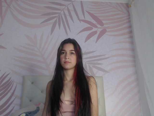 Live sex webcam photo for CherryLovee #272104259