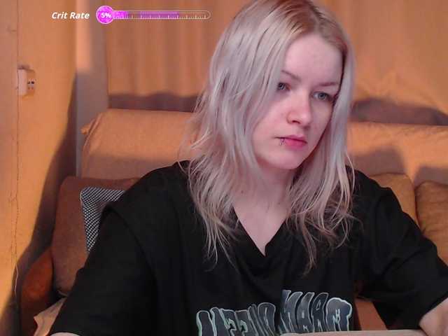 Live sex webcam photo for CherryNight666 #292302858