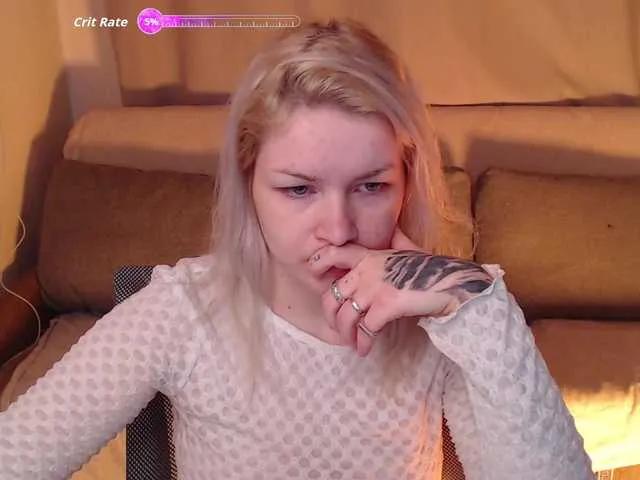 Live sex webcam photo for CherryNight666 #292385998