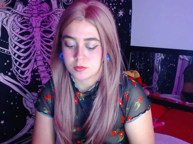 Live sex webcam photo for CherrySweet000 #292126338