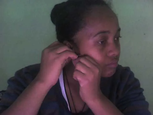 Live sex webcam photo for Cherryh #275520410