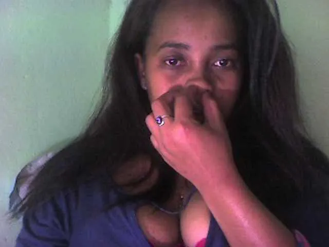 Live sex webcam photo for Cherryh #275991880