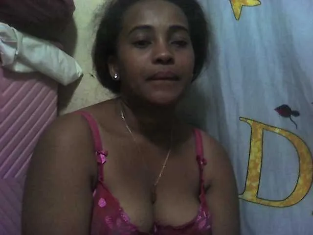 Live sex webcam photo for Cherryh #276435565