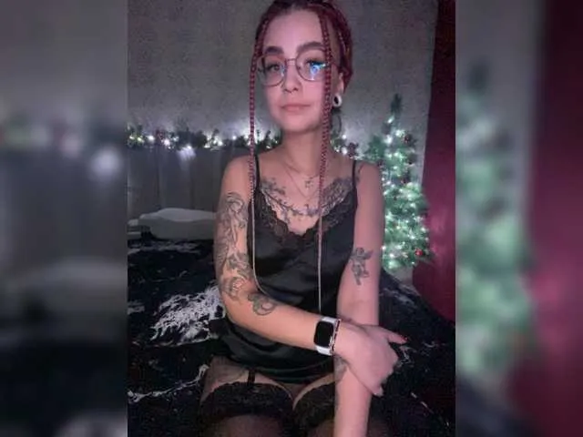 Live sex webcam photo for CheshhhireCat #276993442