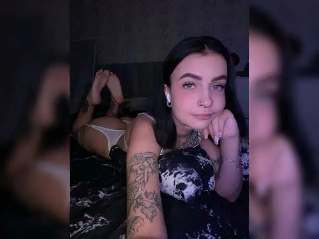 Live sex webcam photo for CheshhhireCat #277172746