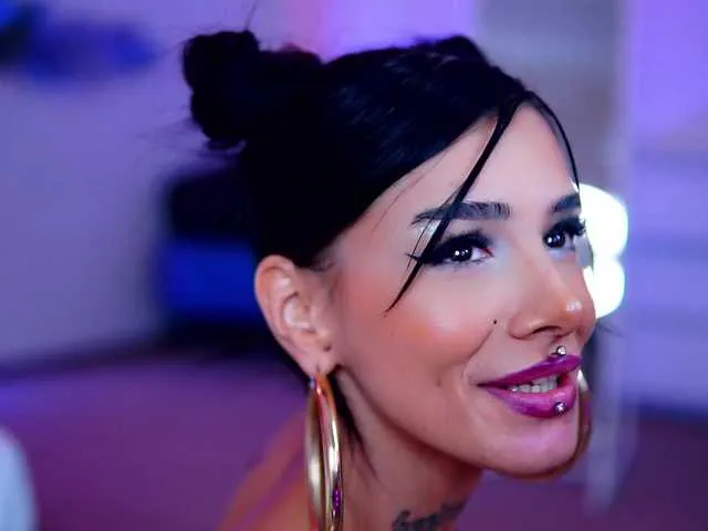 Live sex webcam photo for ChicaOra #291087869