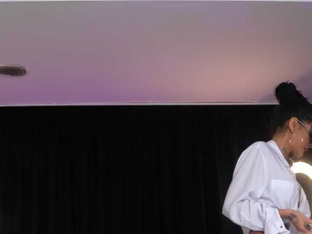 Live sex webcam photo for ChicaOra #292465754