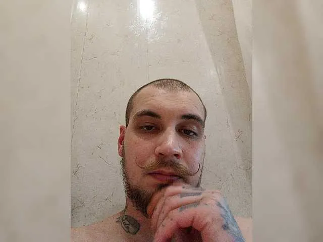 Live sex webcam photo for Chikibriki33 #277745786