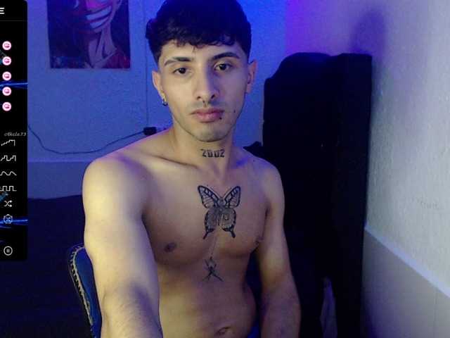 Live sex webcam photo for Chikyshot #278139712