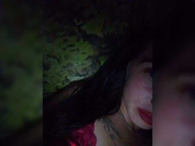 Live sex webcam photo for Chili-Black #289966216