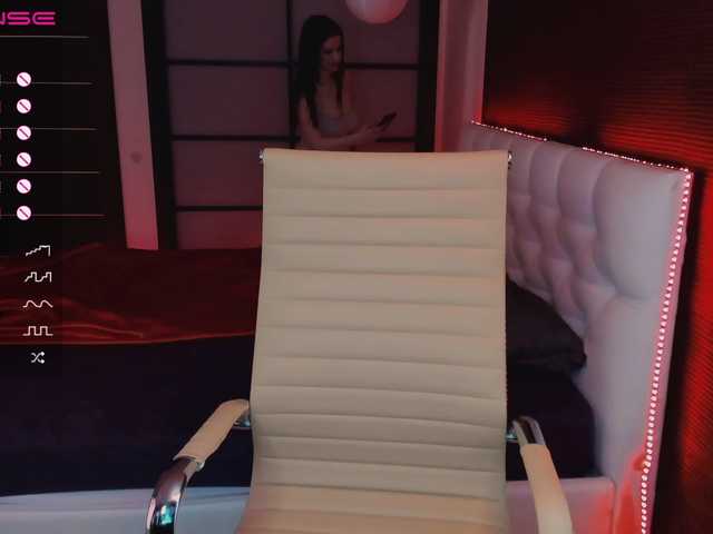 Live sex webcam photo for Chillbae #273436206