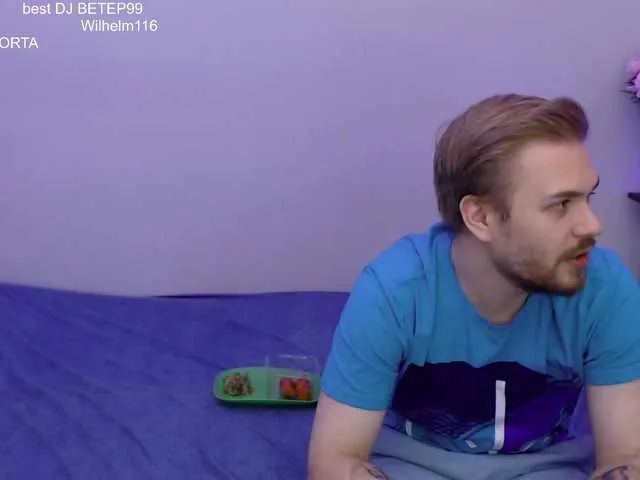Live sex webcam photo for ChillCumShow #273731333