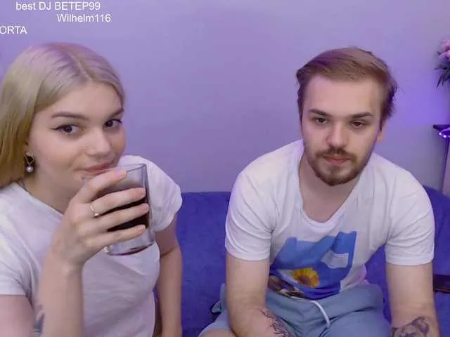 Live sex webcam photo for ChillCumShow #273765926