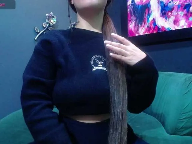 Live sex webcam photo for Chlloejohnson #290471394