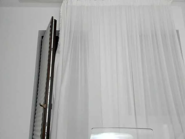 Live sex webcam photo for Chloe-Bluee #276091210