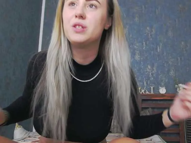 Live sex webcam photo for Chloe-Bluee #276344648