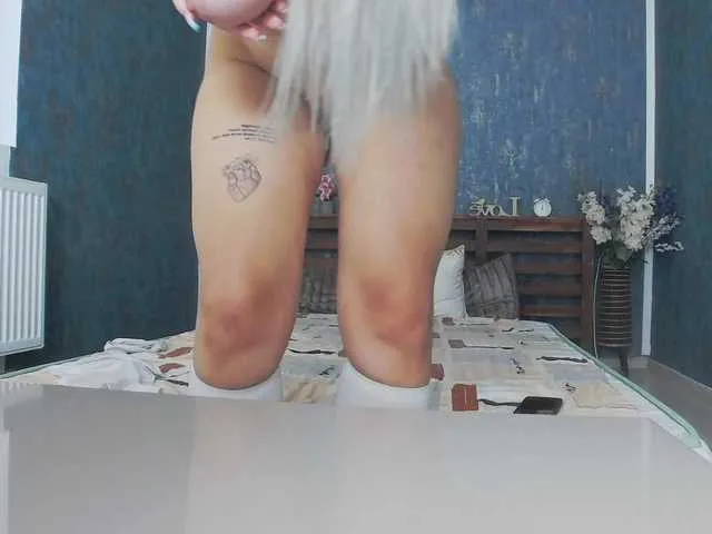 Live sex webcam photo for Chloe-Bluee #276350957